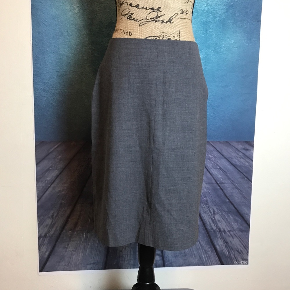 TAHARI Wool Gray Career Straight Skirt Size 6